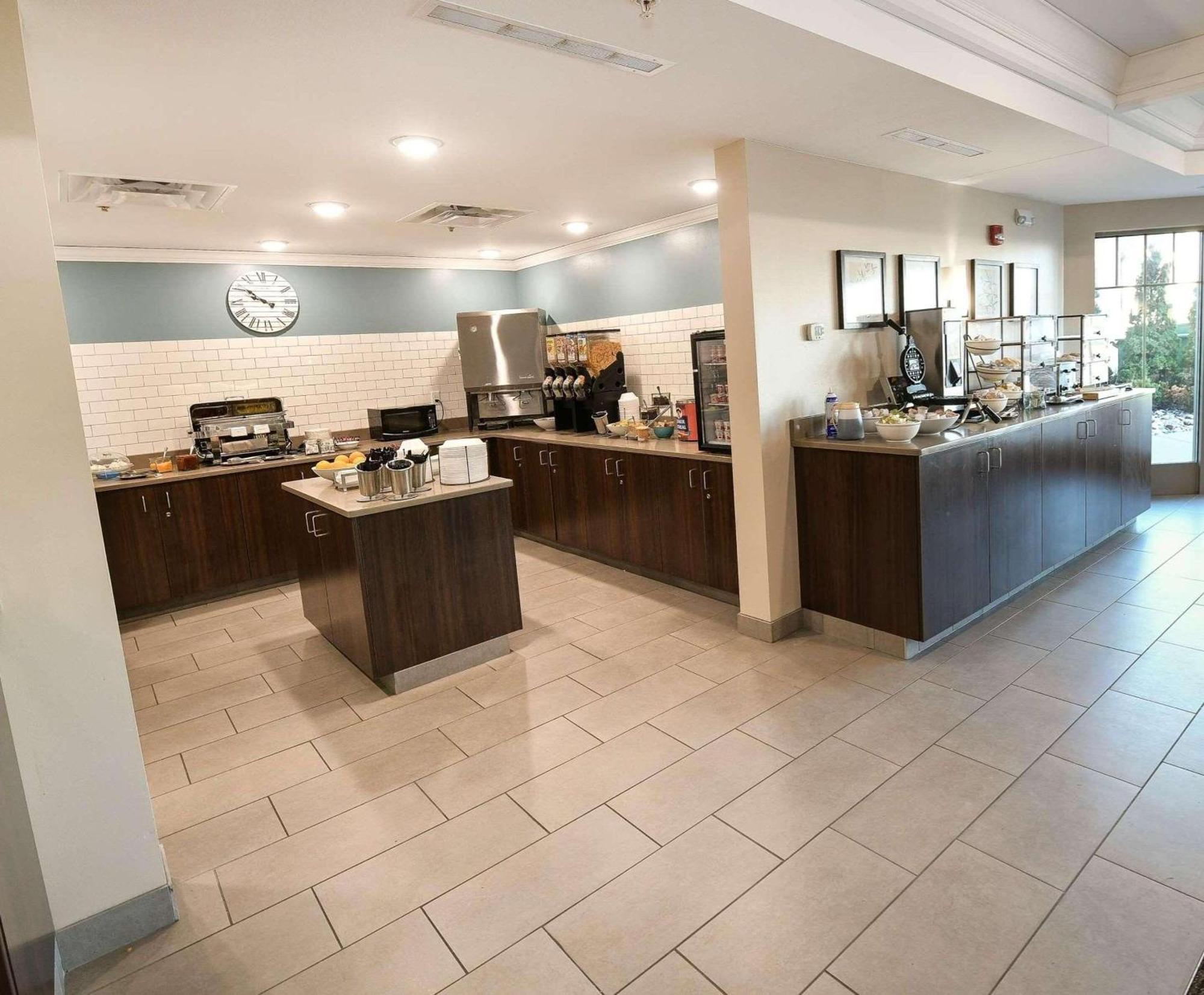 Country Inn & Suites By Radisson, Grand Forks, Nd Exterior foto